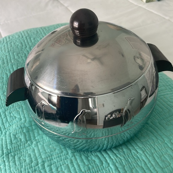 Vintage West Bend cold or hot bucket/lid - Picture 3 of 9